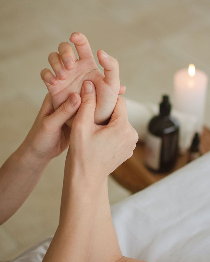 Intelligent Hand Massager: Clinically Tested Relief for Joint Pain – First & Second Week Results at Home